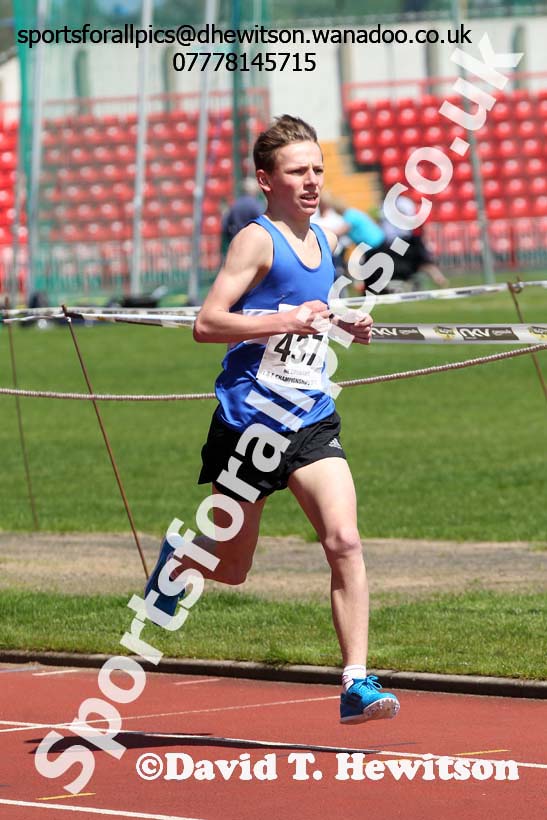 Mens under-17s, North East Track and Field Champs., Gateshead. Photo: David T. Hewitson/Sports for All Pics
